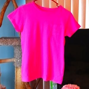 Vineyard Vines short sleeve hot pink short sleeves T-shirt size XXS small
